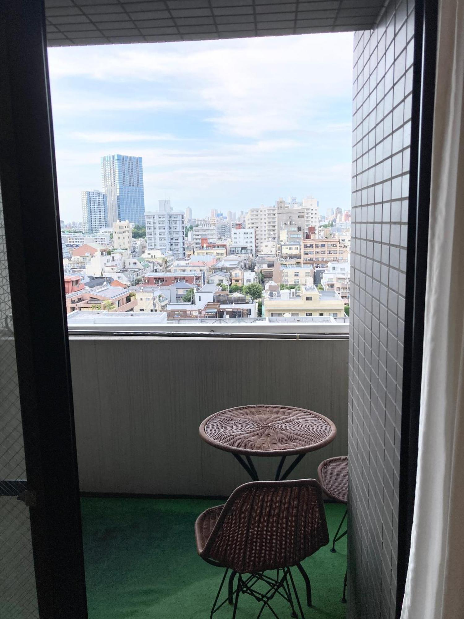 Miko's Apartment, Iconic Shinjuku, Tokyo, 10th Fl, Skyscraper View, Korean Town, 3min To Higashi-shinjuku Sta * Tokio